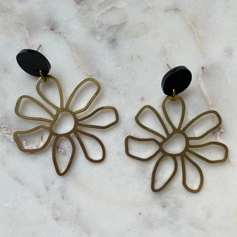 Gold Daisy & Black Top